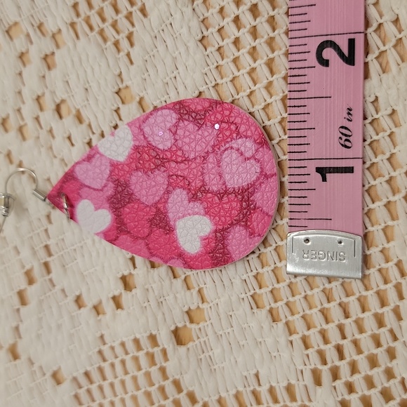 Valentine's Day Hearts Dangle Teardrop Earrings Pink Red 3 Inch Drop New - Picture 5 of 8